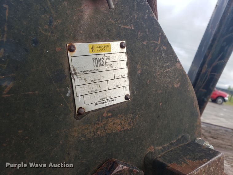 image for item HO9485 2002 Sterling L70  crane truck