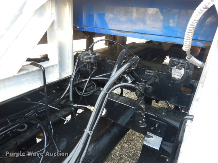 image for item HR9234 2009 Western Star 4900EX  semi truck