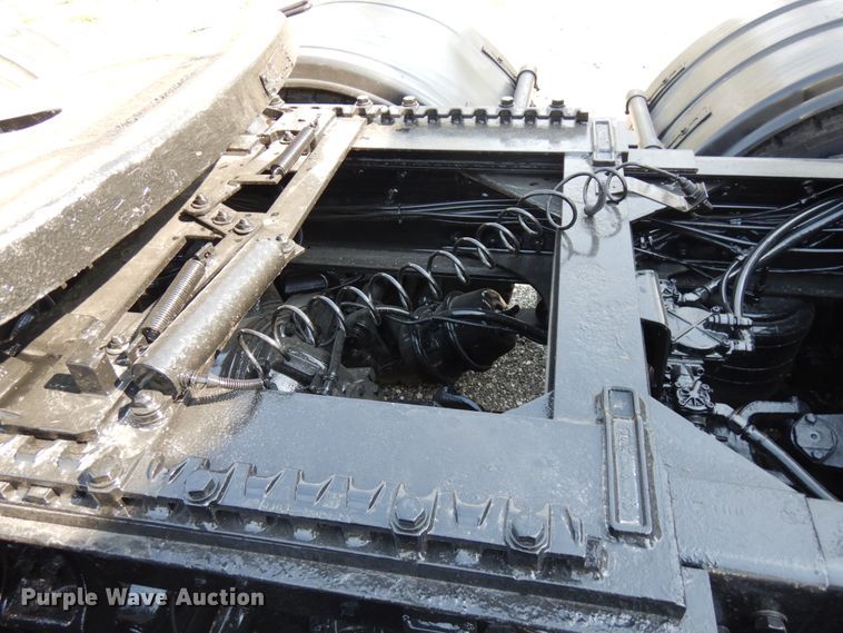 image for item HR9234 2009 Western Star 4900EX  semi truck