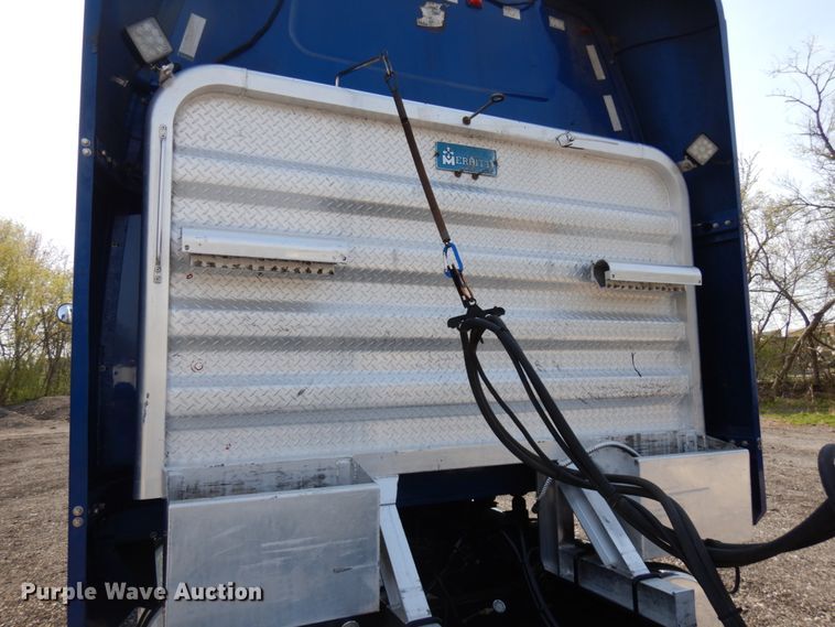 image for item HR9234 2009 Western Star 4900EX  semi truck