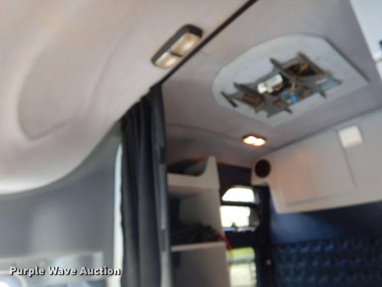 image for item HR9234 2009 Western Star 4900EX  semi truck