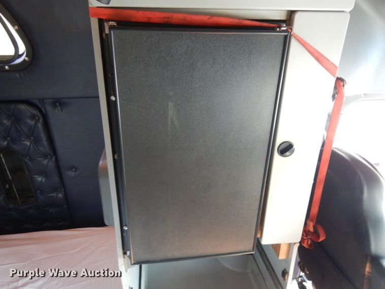 image for item HR9234 2009 Western Star 4900EX  semi truck