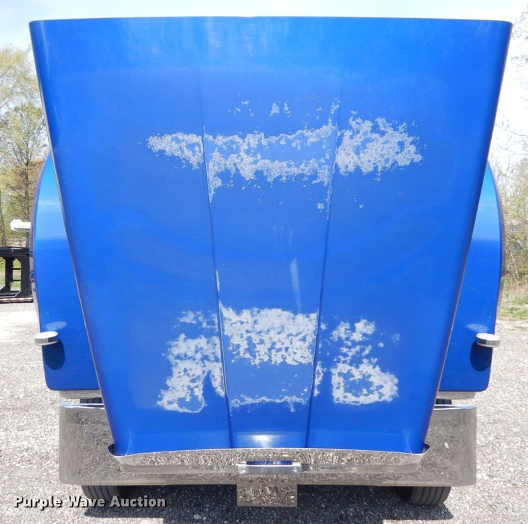 image for item HR9234 2009 Western Star 4900EX  semi truck