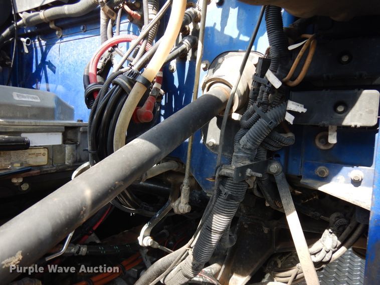 image for item HR9234 2009 Western Star 4900EX  semi truck