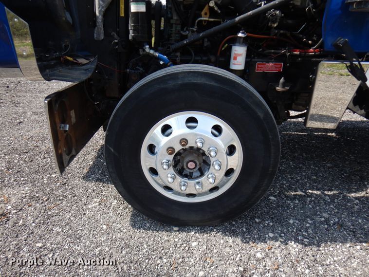 image for item HR9234 2009 Western Star 4900EX  semi truck