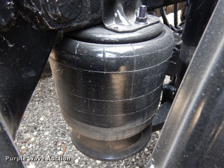 image for item HR9234 2009 Western Star 4900EX  semi truck