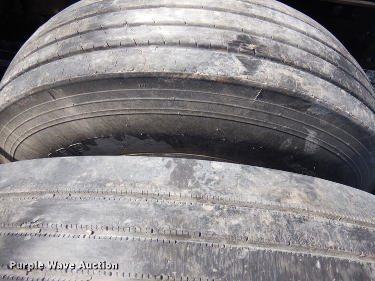 image for item HR9234 2009 Western Star 4900EX  semi truck