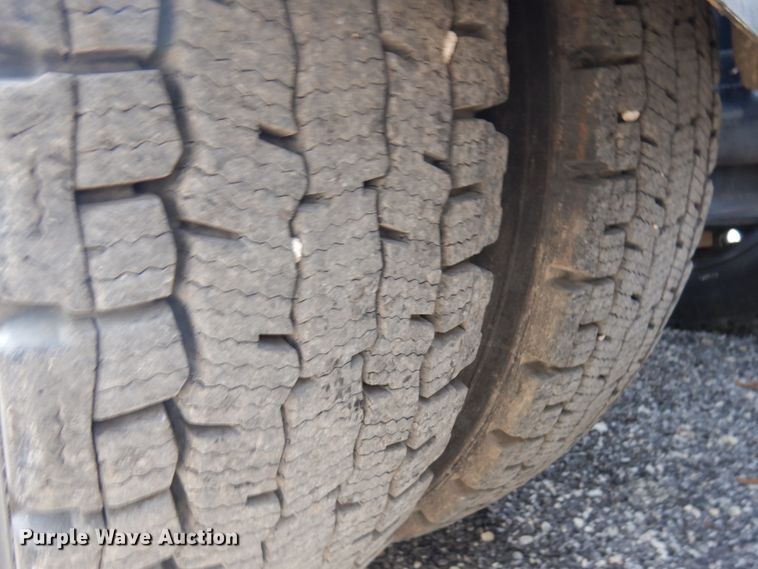 image for item HR9234 2009 Western Star 4900EX  semi truck