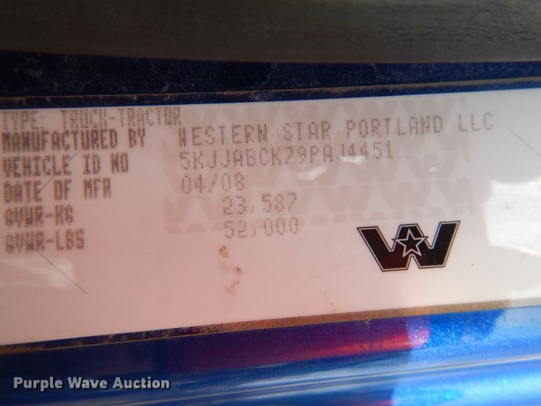 image for item HR9234 2009 Western Star 4900EX  semi truck