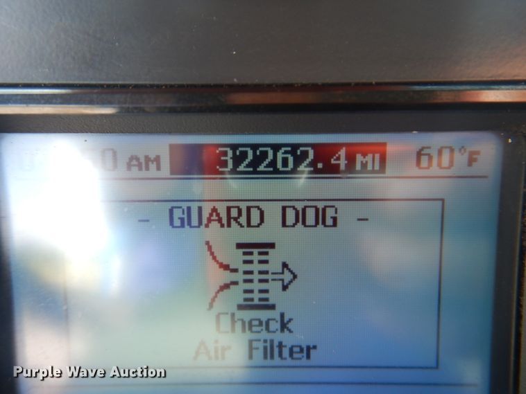 image for item HT9272 2012 Mack CHU613  semi truck