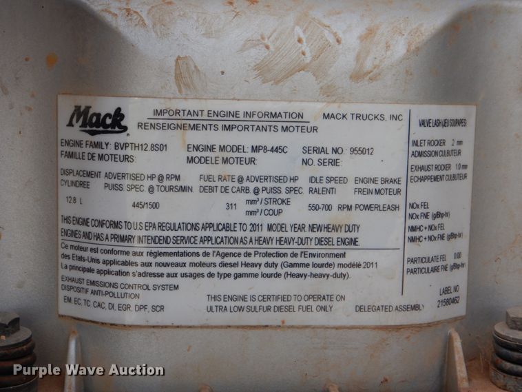 image for item HT9272 2012 Mack CHU613  semi truck