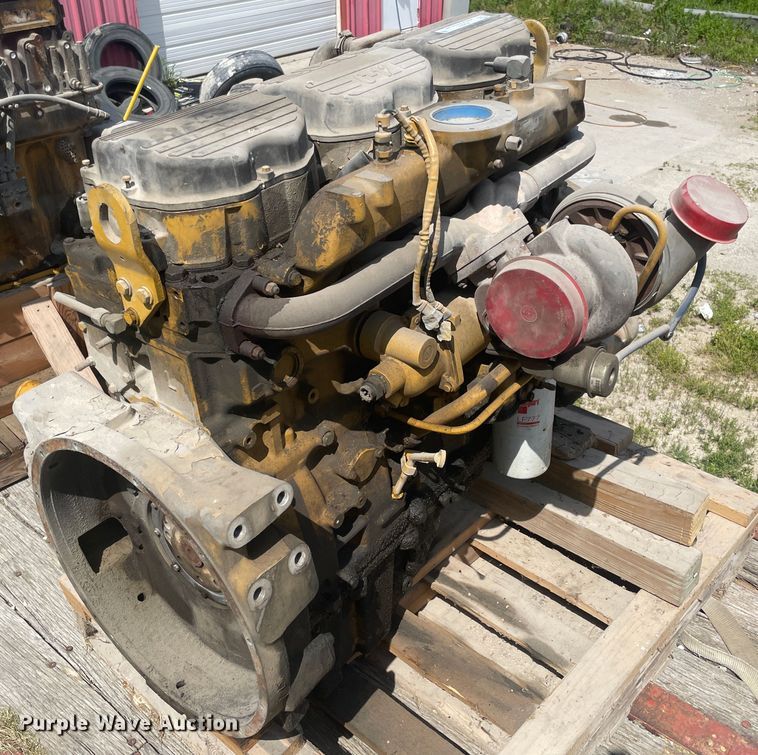 image for item IC9267 Caterpillar C12  12.0L six cylinder diesel engine