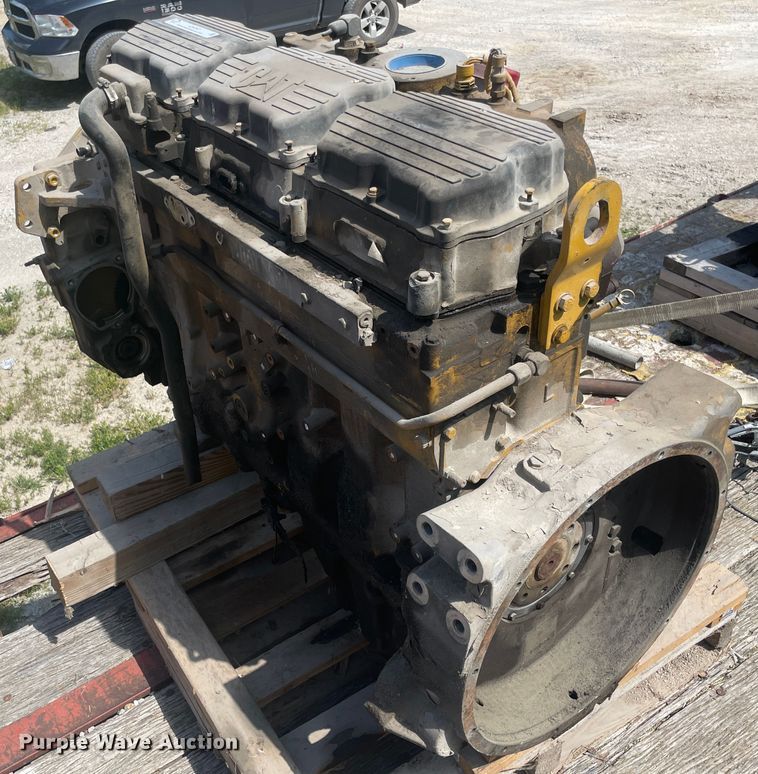 image for item IC9267 Caterpillar C12  12.0L six cylinder diesel engine