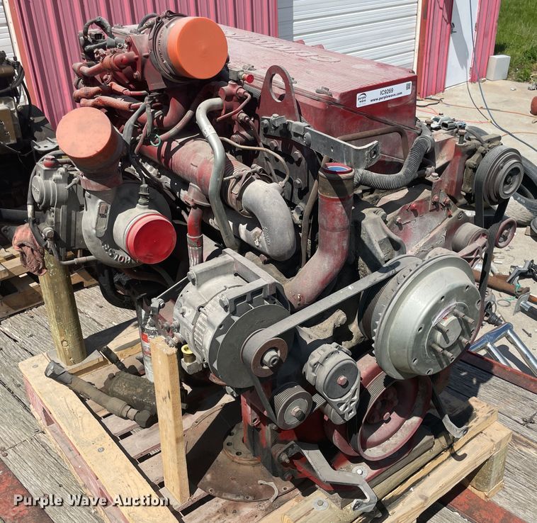 image for item IC9269 Cummins ISM  10.8L six cylinder diesel engine