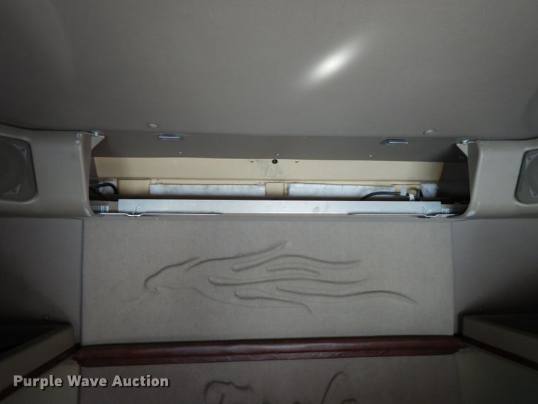 image for item IL9367 2008 International 9900i  semi truck