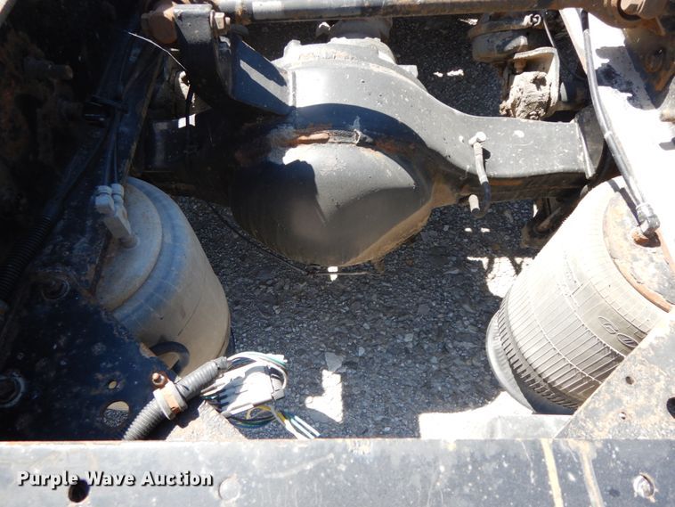 image for item IL9367 2008 International 9900i  semi truck