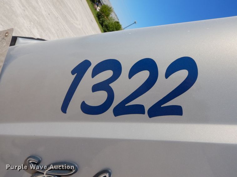 image for item IL9367 2008 International 9900i  semi truck