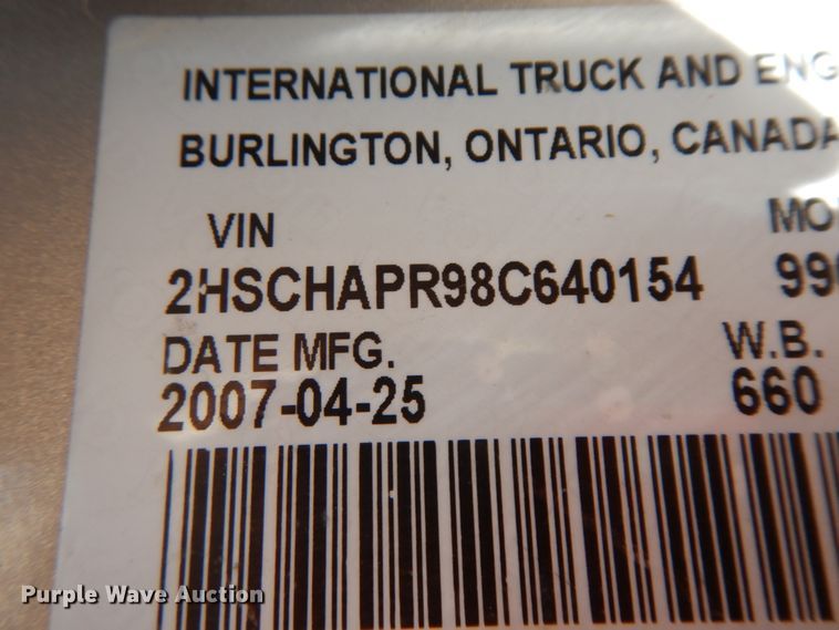 image for item IL9367 2008 International 9900i  semi truck