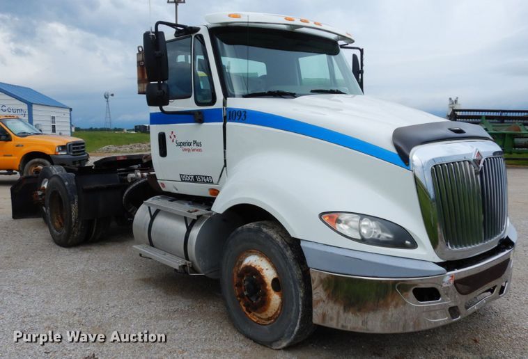 image for item IL9450 2010 International ProStar  semi truck