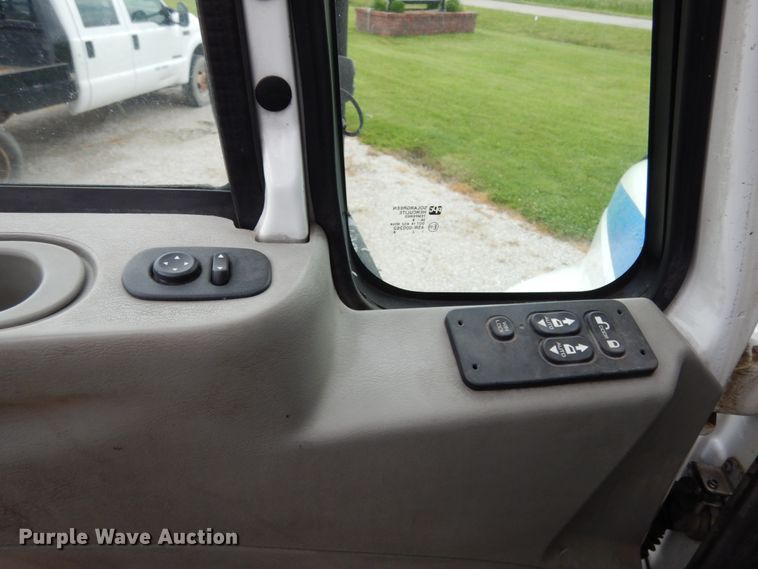 image for item IL9450 2010 International ProStar  semi truck