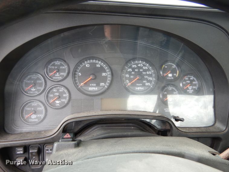 image for item IL9450 2010 International ProStar  semi truck