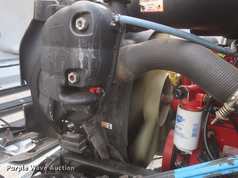 image for item IO9107 2008 Ford F650 Super Duty XL  flatbed truck