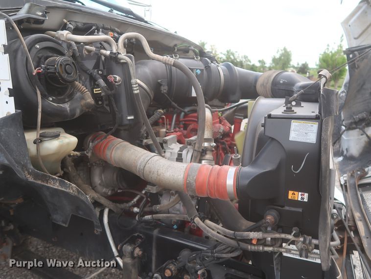 image for item IO9107 2008 Ford F650 Super Duty XL  flatbed truck