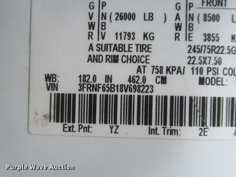 image for item IO9107 2008 Ford F650 Super Duty XL  flatbed truck