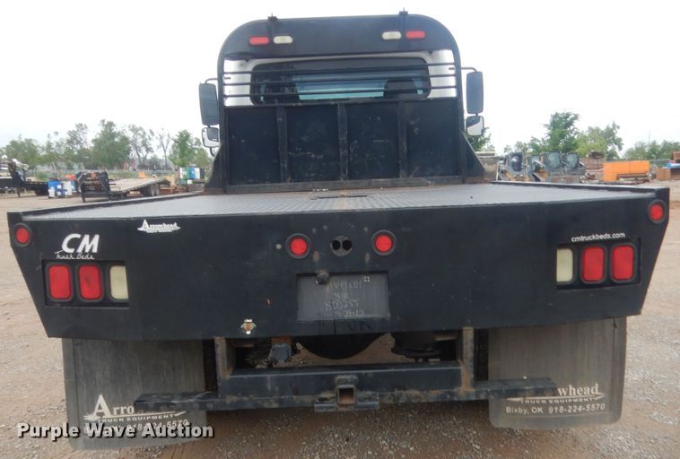 image for item IP9821 2007 Freightliner Business Class M2  flatbed truck