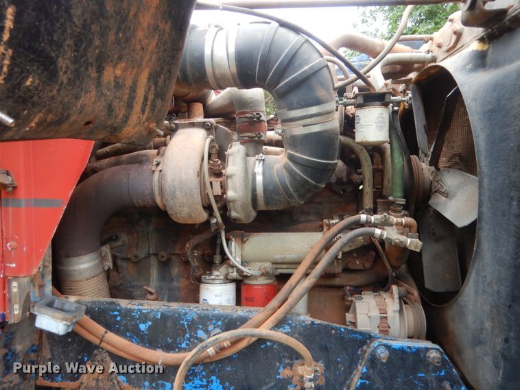 image for item IP9845 1985 Peterbilt 359  semi truck