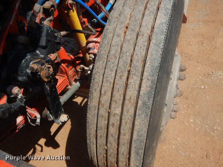 image for item IP9899 2004 Kenworth W900  semi truck