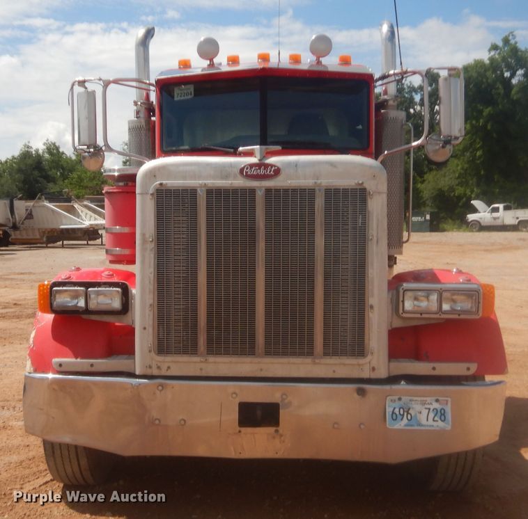 image for item IP9900 2007 Peterbilt 378  semi truck