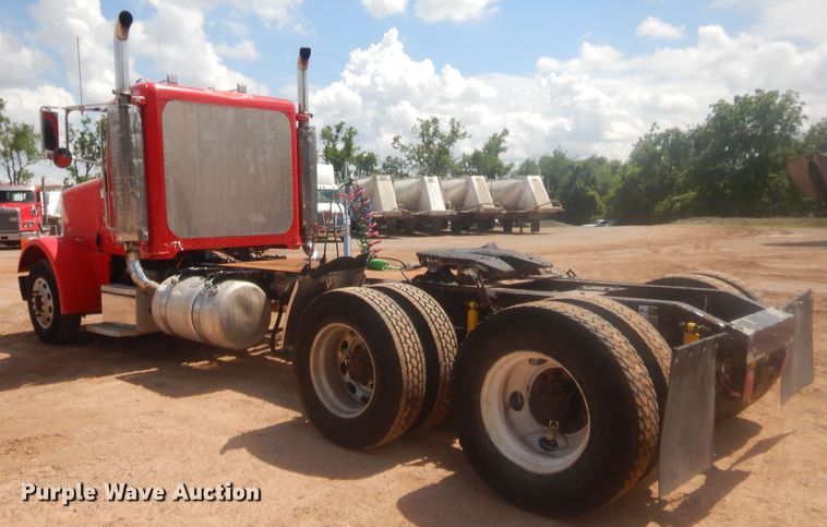 image for item IP9900 2007 Peterbilt 378  semi truck