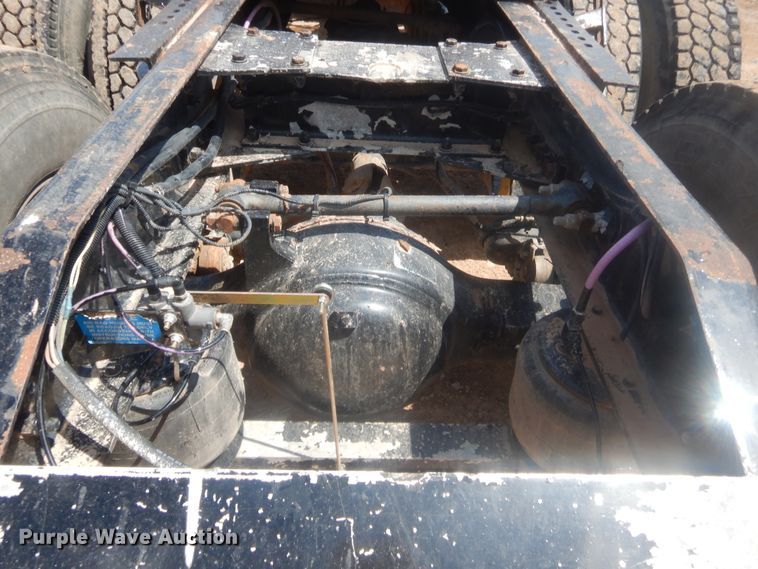 image for item IP9900 2007 Peterbilt 378  semi truck