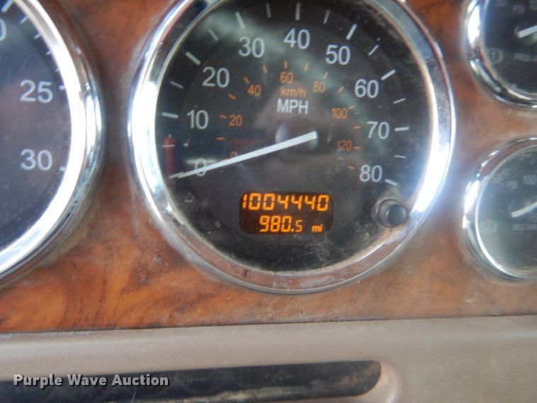 image for item IP9900 2007 Peterbilt 378  semi truck