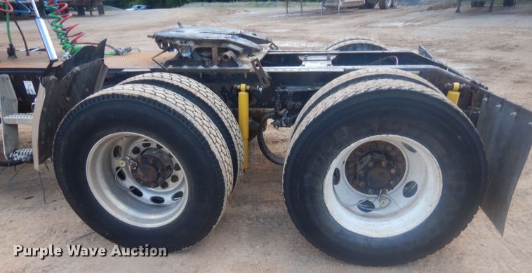 image for item IP9900 2007 Peterbilt 378  semi truck