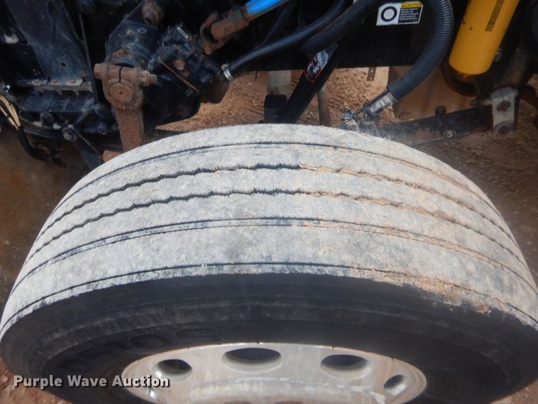 image for item IP9900 2007 Peterbilt 378  semi truck