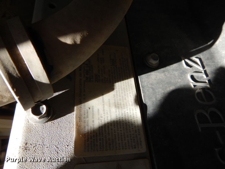 image for item IT9040 2006 Sterling  semi truck