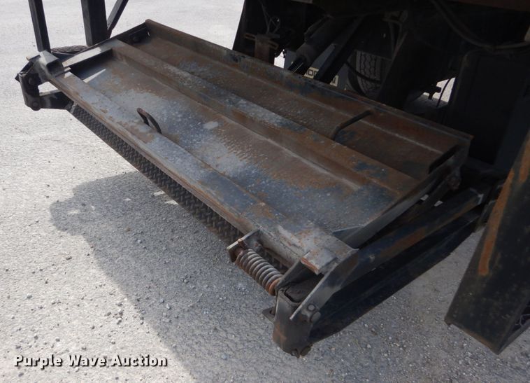 image for item IT9082 2009 Kenworth T270  box truck