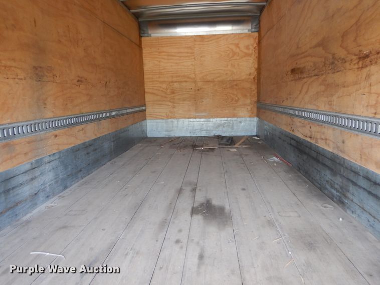 image for item IT9082 2009 Kenworth T270  box truck