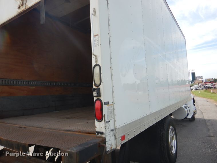 image for item IT9082 2009 Kenworth T270  box truck