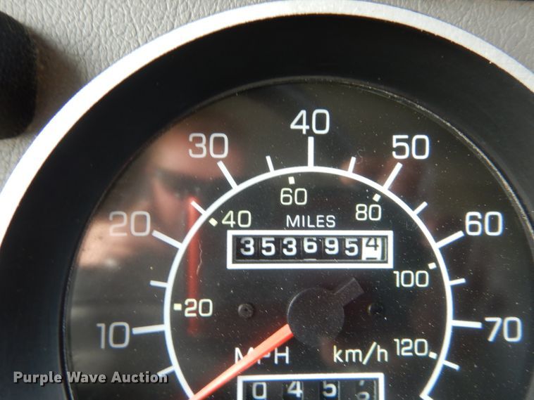 image for item IT9082 2009 Kenworth T270  box truck