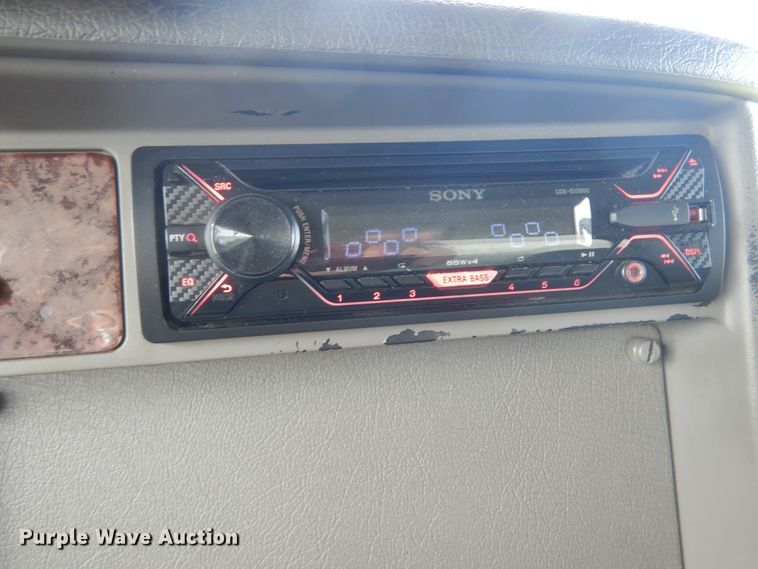 image for item IT9082 2009 Kenworth T270  box truck