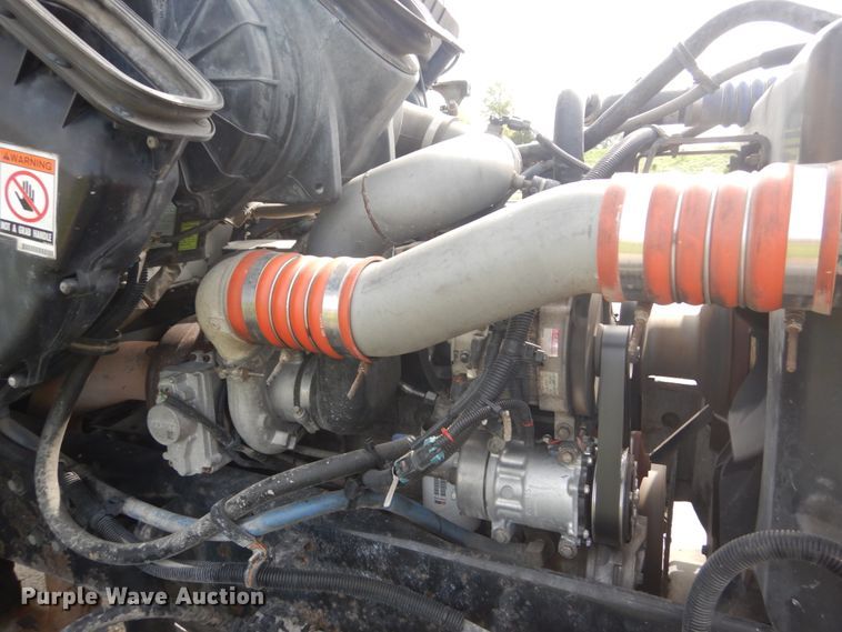 image for item IT9082 2009 Kenworth T270  box truck