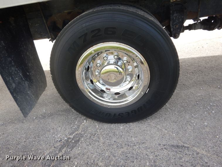 image for item IT9082 2009 Kenworth T270  box truck