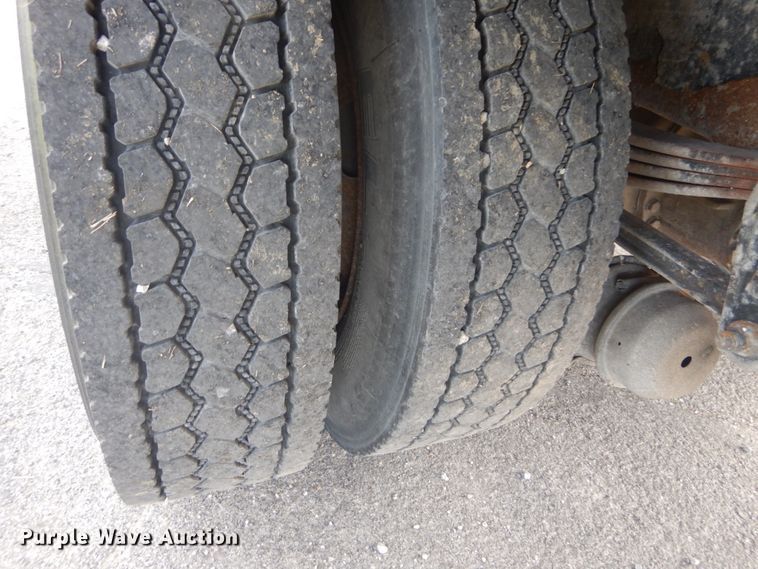 image for item IT9082 2009 Kenworth T270  box truck