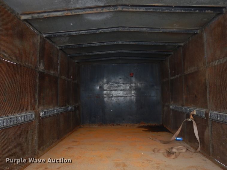 image for item IT9431 2009 GMC W5500  chipper truck