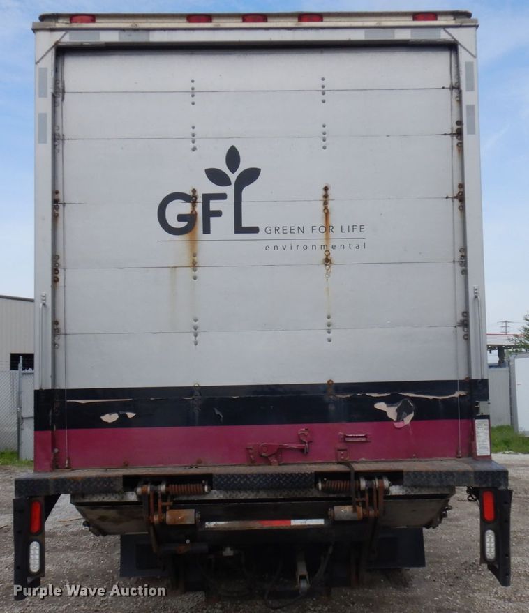 image for item IT9432 2007 Freightliner Business Class M2  box truck