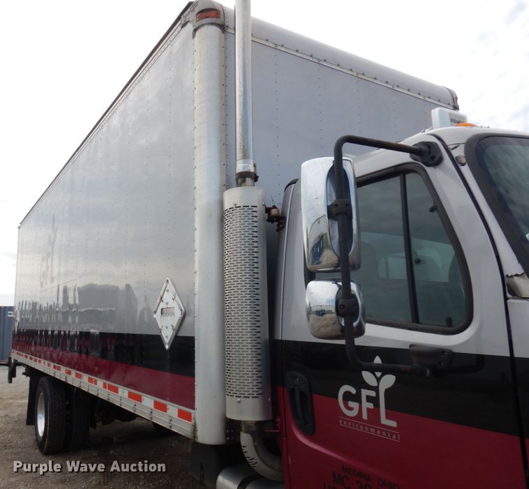 image for item IT9432 2007 Freightliner Business Class M2  box truck