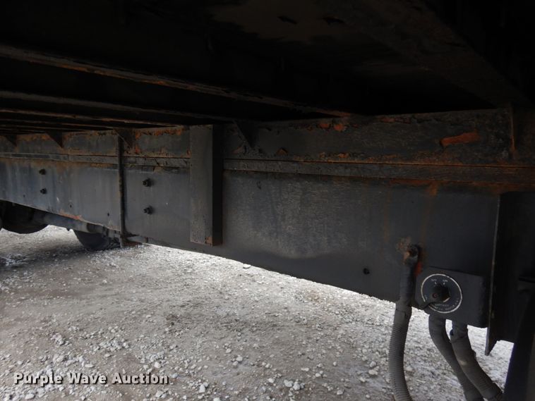 image for item IT9432 2007 Freightliner Business Class M2  box truck